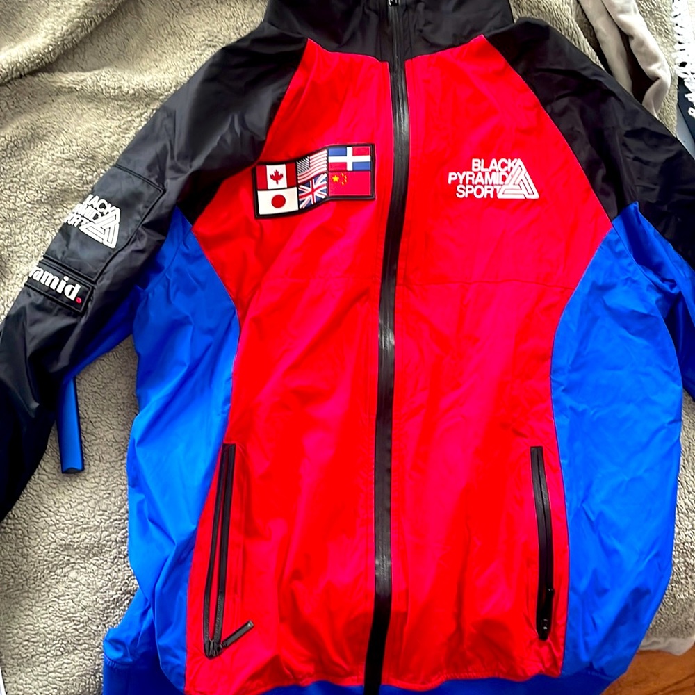 COPY - Black Pyramid Sport Windbreaker